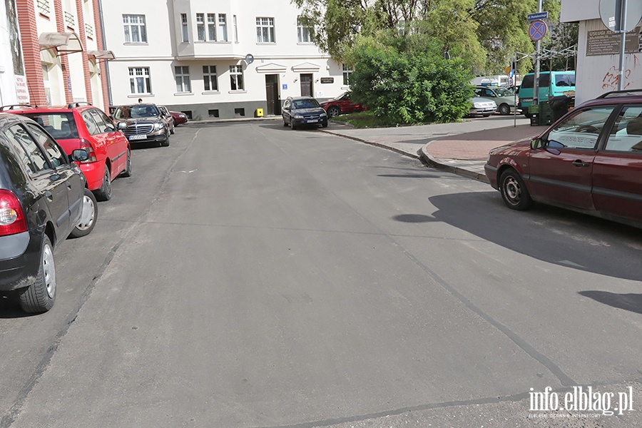 Czy na ulicy Powstacw Warszawskich asfalt zastpi kostk brukow?, fot. 11