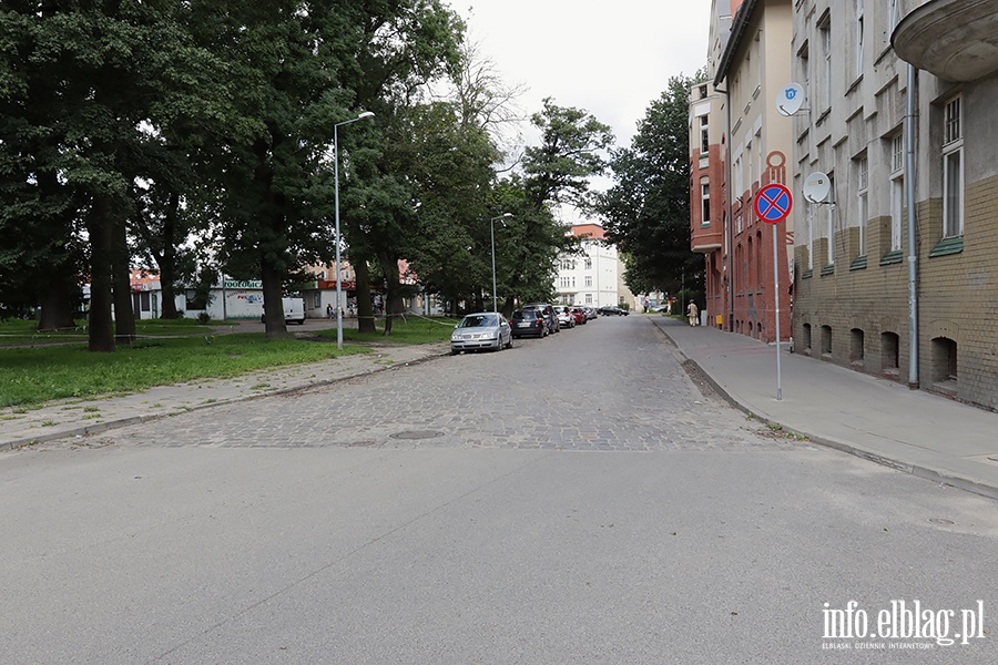 Czy na ulicy Powstacw Warszawskich asfalt zastpi kostk brukow?, fot. 16