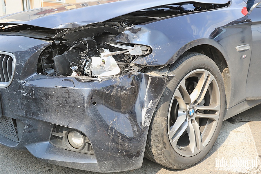 Zderzenie mazdy z bmw na Malborskiej., fot. 10