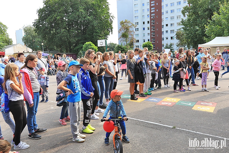 Na Zawadzie obchodzono wieto Czekolady., fot. 36