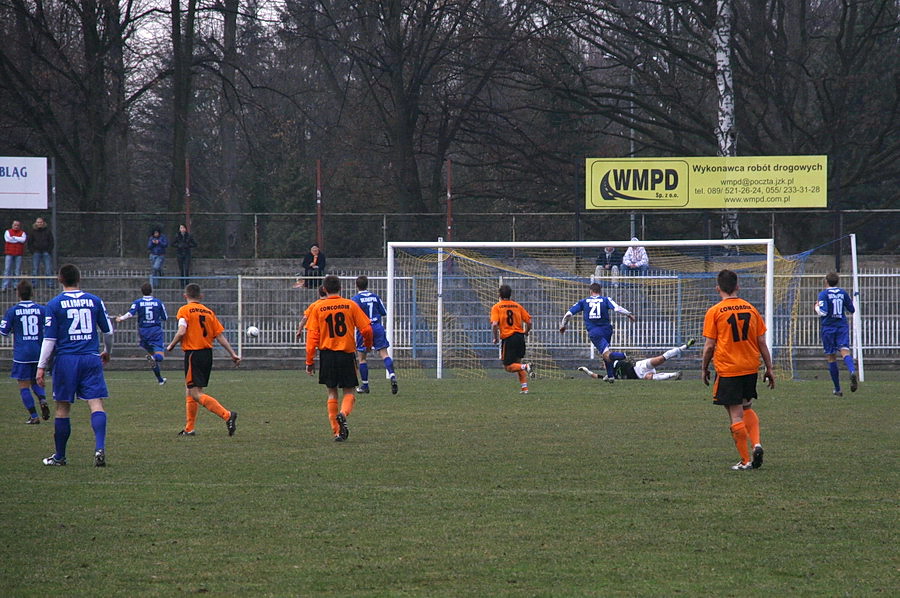 Mecz 16 kolejki III ligi: Concordia Elblg - Olimpia Elblg, fot. 19