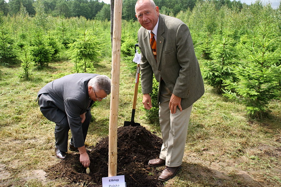 Zasadzenie dbw przyjani i odsonicie kamienia pamitkowego na Modrzewinie, fot. 11