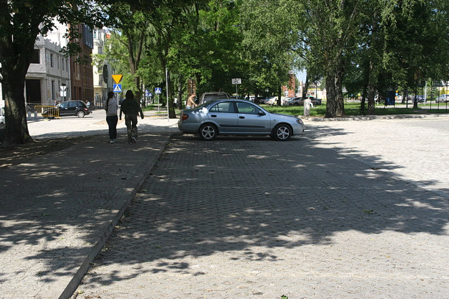 Nowy parking przy ul. Rycerskiej na Starym Miecie, fot. 10