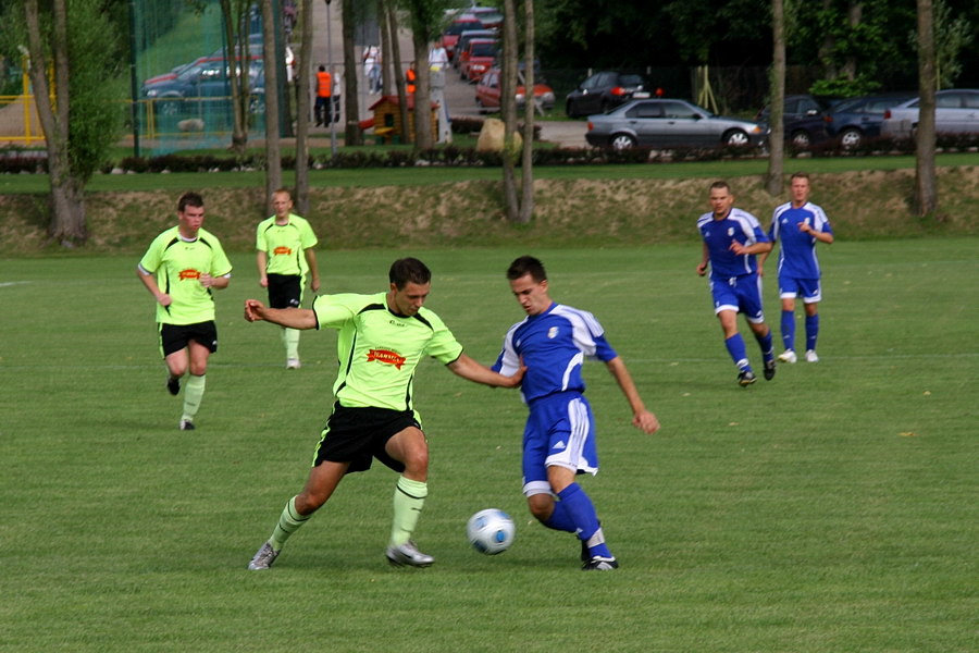 Nowy kompleks sportowy przy ul. Moniuszki i mecz 2 kolejki IV ligi Olimpia 2004 - Tcza Biskupiec, fot. 32