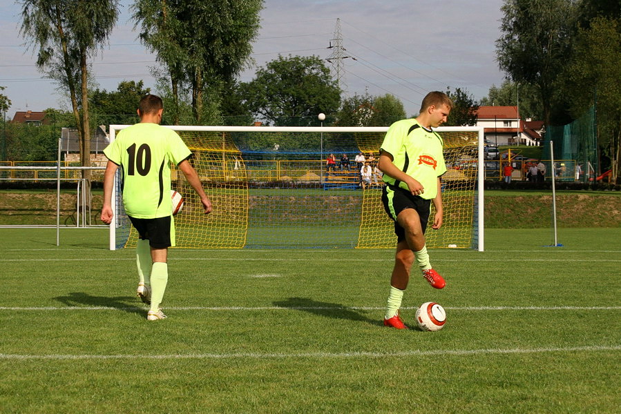 Nowy kompleks sportowy przy ul. Moniuszki i mecz 2 kolejki IV ligi Olimpia 2004 - Tcza Biskupiec, fot. 54