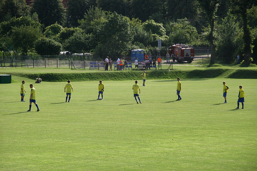 Nowy kompleks sportowy przy ul. Moniuszki i mecz 2 kolejki IV ligi Olimpia 2004 - Tcza Biskupiec, fot. 55