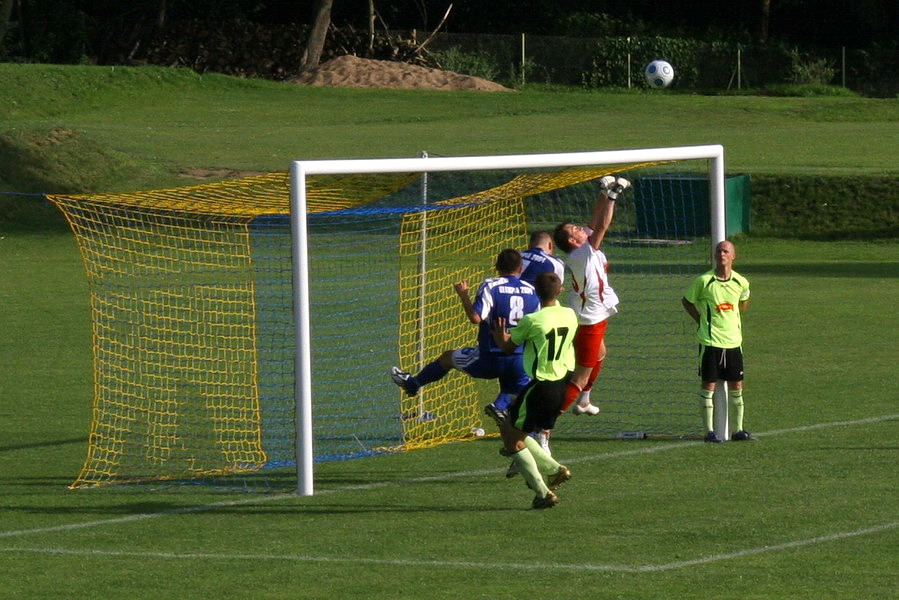 Nowy kompleks sportowy przy ul. Moniuszki i mecz 2 kolejki IV ligi Olimpia 2004 - Tcza Biskupiec, fot. 58