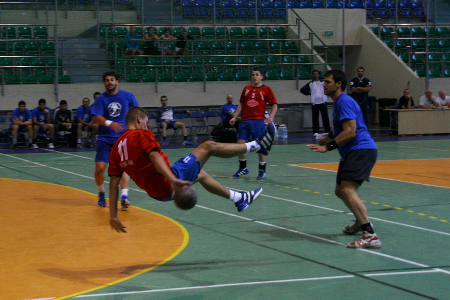 Mecz sparingowy Wjcik Meble Techtrans Elblg - SPE Strovolos Nikozja 24:27, fot. 16