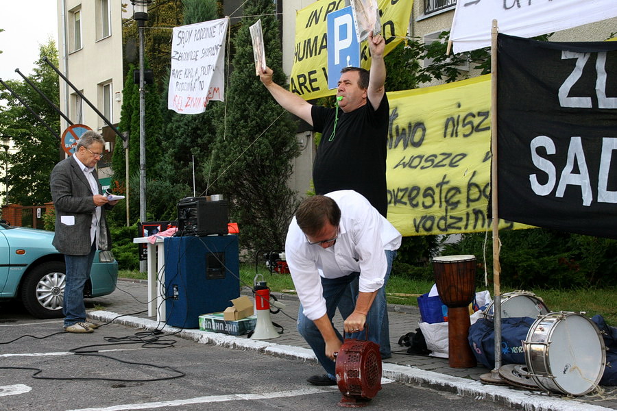 Pikieta pod Sdem Rejonowym w Elblgu, fot. 19