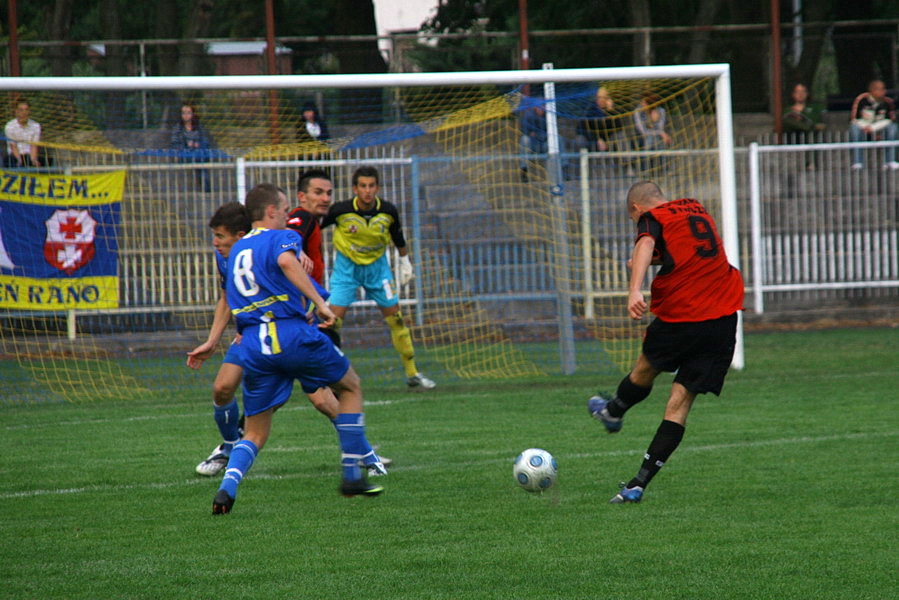 Mecz 10 kolejki II ligi: Olimpia Elblg - Kolejarz Stre 2-3, fot. 17