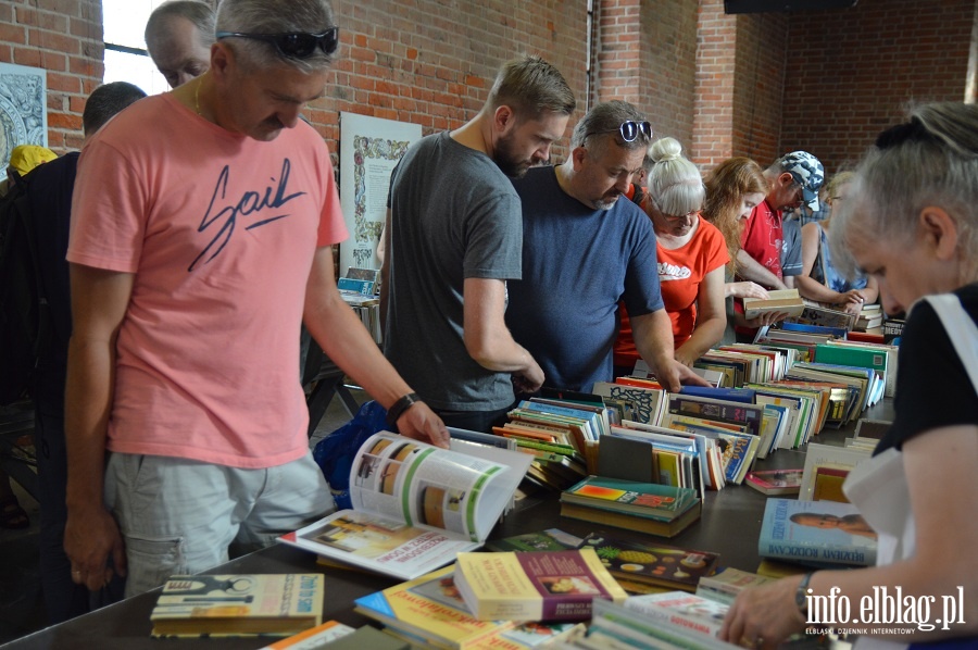 Kiermasz ksiki w Bibliotece Elblskiej, fot. 16