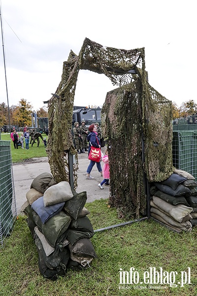 Sztandar dla Puku Wsparcia Dowodzenia, fot. 123