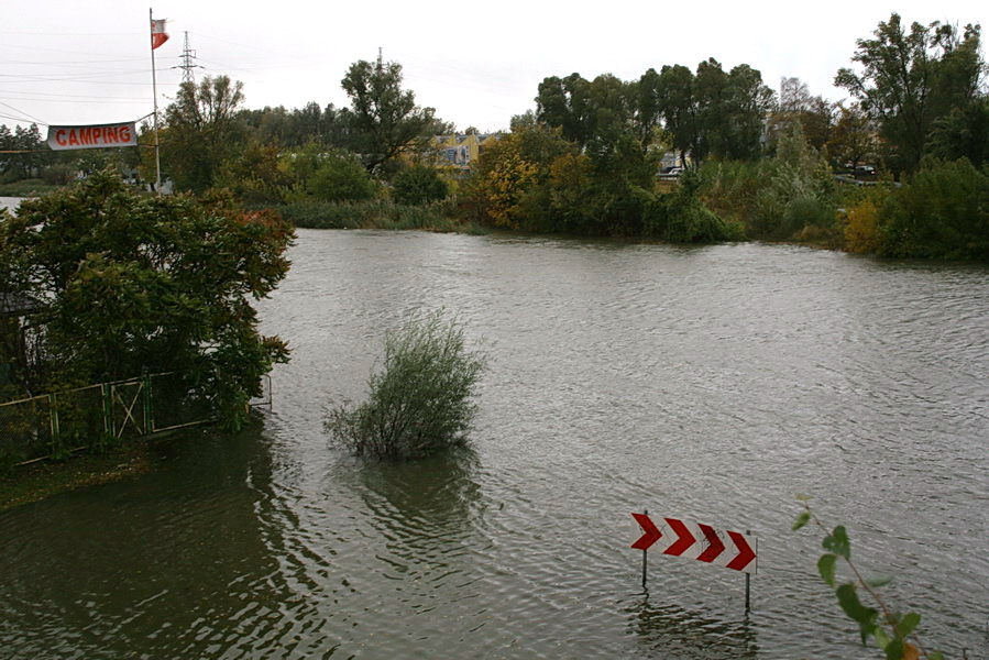 Podtopienia kempingu przy ul. Panieskiej i Bulwaru Zygmunta Augusta, fot. 12