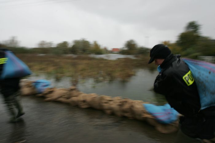 Zagroenie powodziowe w Nowym Dworze Gdaskim - zdjcia z 14.10, fot. 21