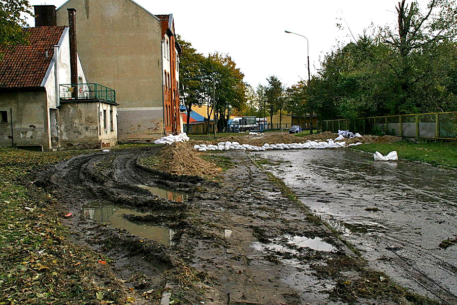 Skutki podtopie po silnych wiatrach w Elblgu, fot. 16