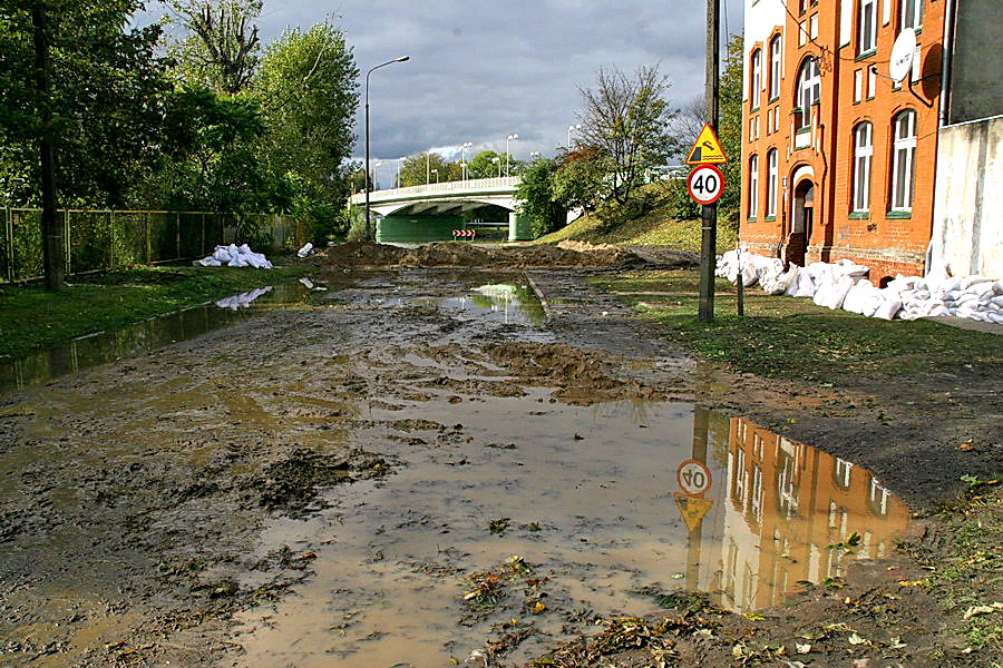 Skutki podtopie po silnych wiatrach w Elblgu, fot. 21