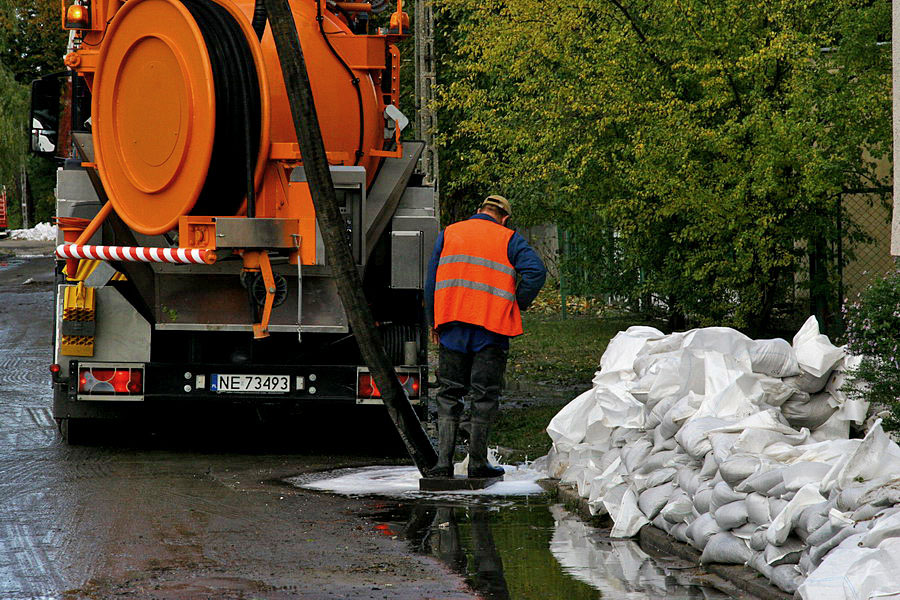 Skutki podtopie po silnych wiatrach w Elblgu, fot. 29