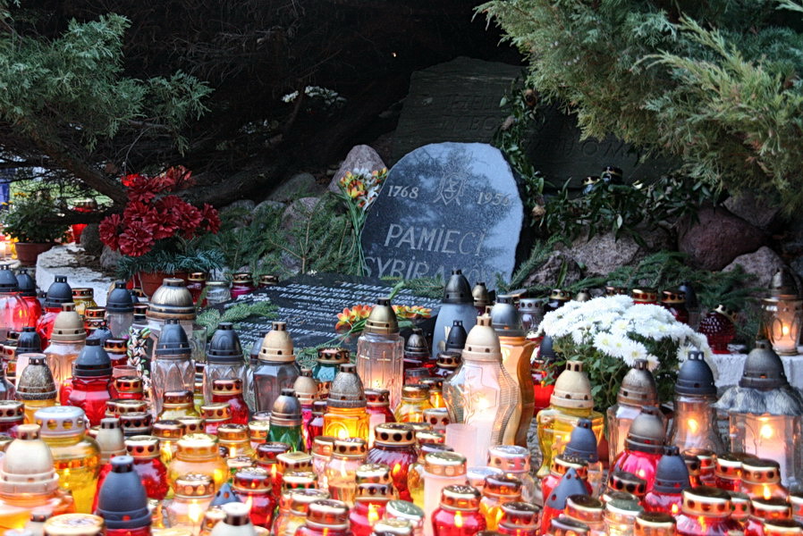 Dzie Wszyskich witych i Zaduszki na cmentarzach w Elblgu i okolicach, fot. 9