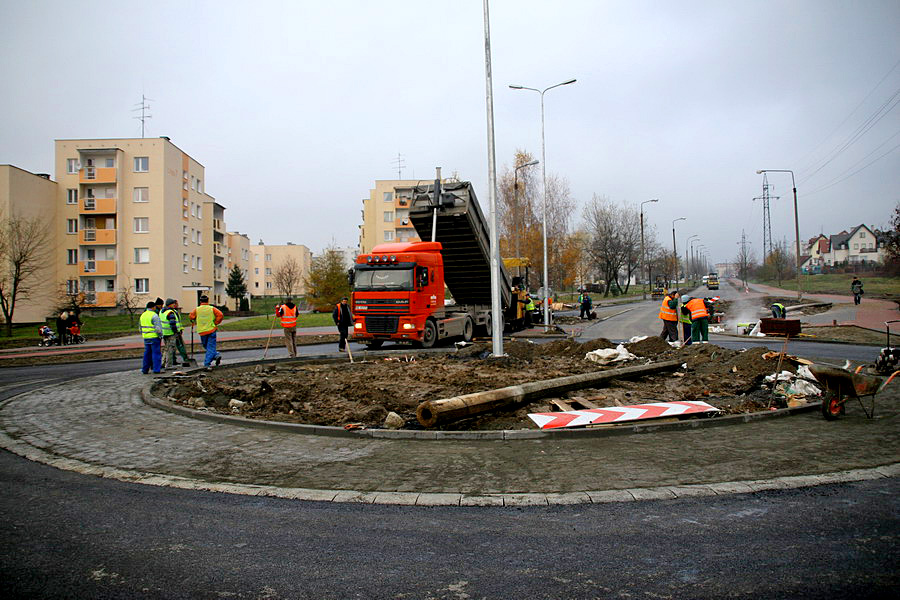 Przebudowa ul. Legionw - wykonanie nawierzchni z masy bitumicznej, fot. 13