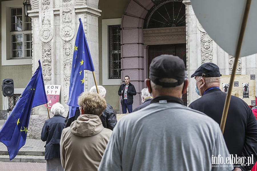 Manifestacja przed elblskim sdem., fot. 11