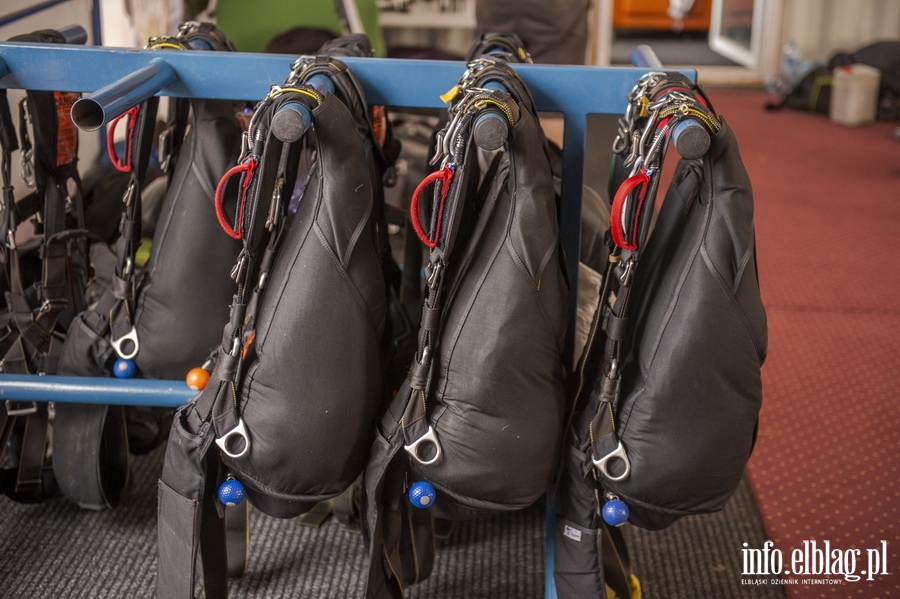 Airplane Wingsuit Formation nad elblskim lotniskiem, fot. 14