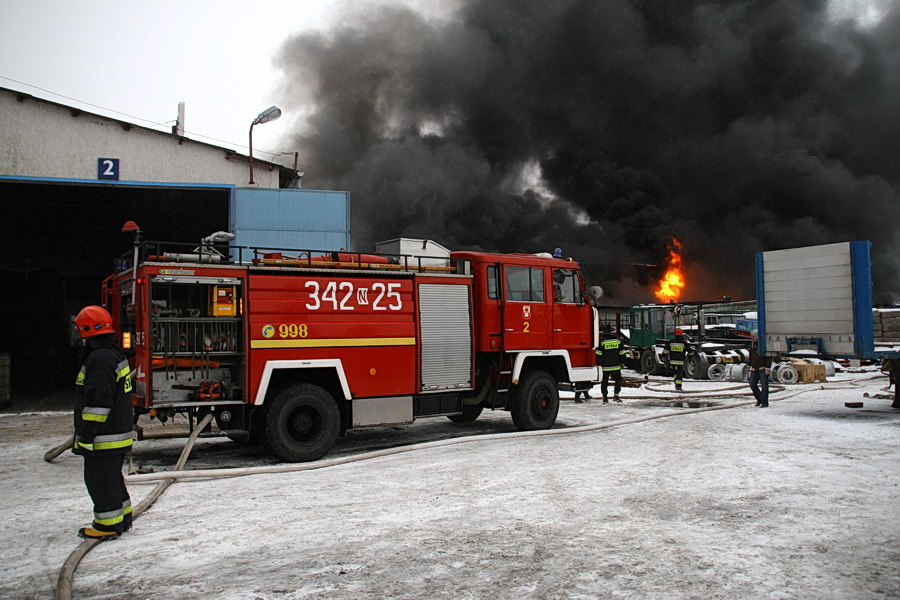 Poar magazynu firmy transportowej w Rubnie, fot. 23