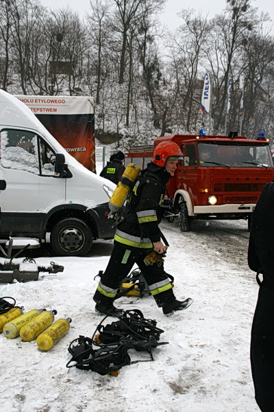 Poar magazynu firmy transportowej w Rubnie, fot. 37