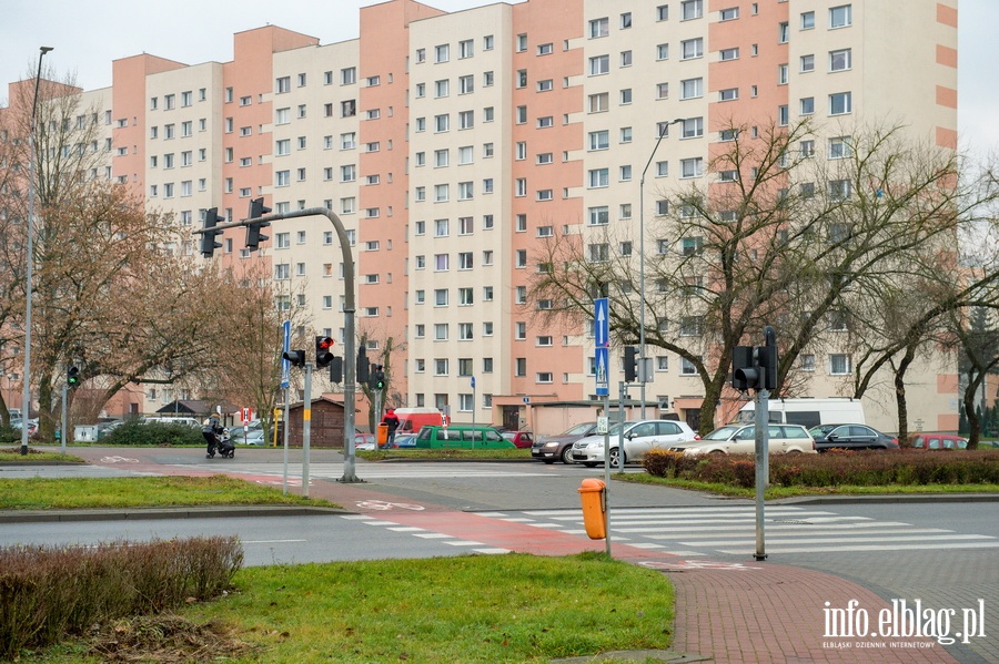 Piesi bd bezpieczniejsi na Pk. Dbka? Miasto chce zainwestowa w kolejne aktywne przejcia, fot. 5