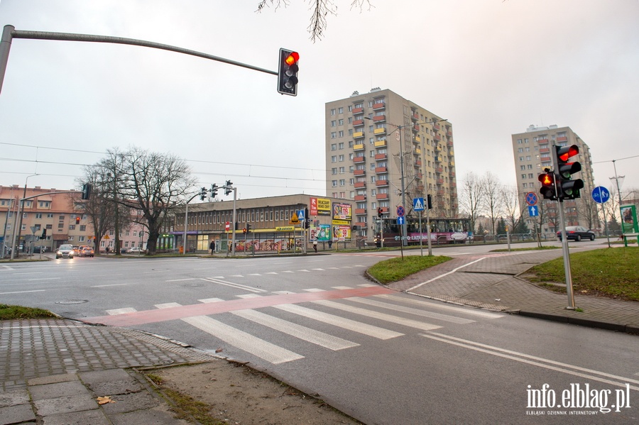 Piesi bd bezpieczniejsi na Pk. Dbka? Miasto chce zainwestowa w kolejne aktywne przejcia, fot. 18