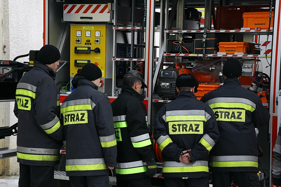 Przekazanie cikiego samochodu ratownictwa technicznego elblskim straakom, fot. 16