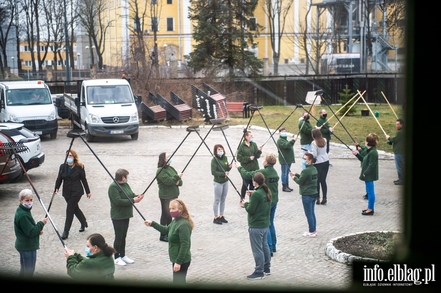 Dyrektor Zieleni Miejskiej Leon Budzisiak po ponad 30 latach pracy, odchodzi na emerytur. , fot. 1