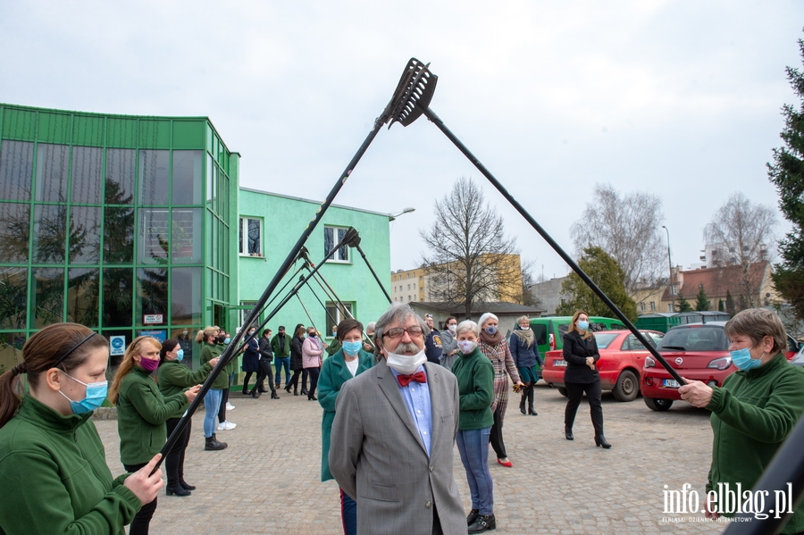 Dyrektor Zieleni Miejskiej Leon Budzisiak po ponad 30 latach pracy, odchodzi na emerytur. , fot. 10