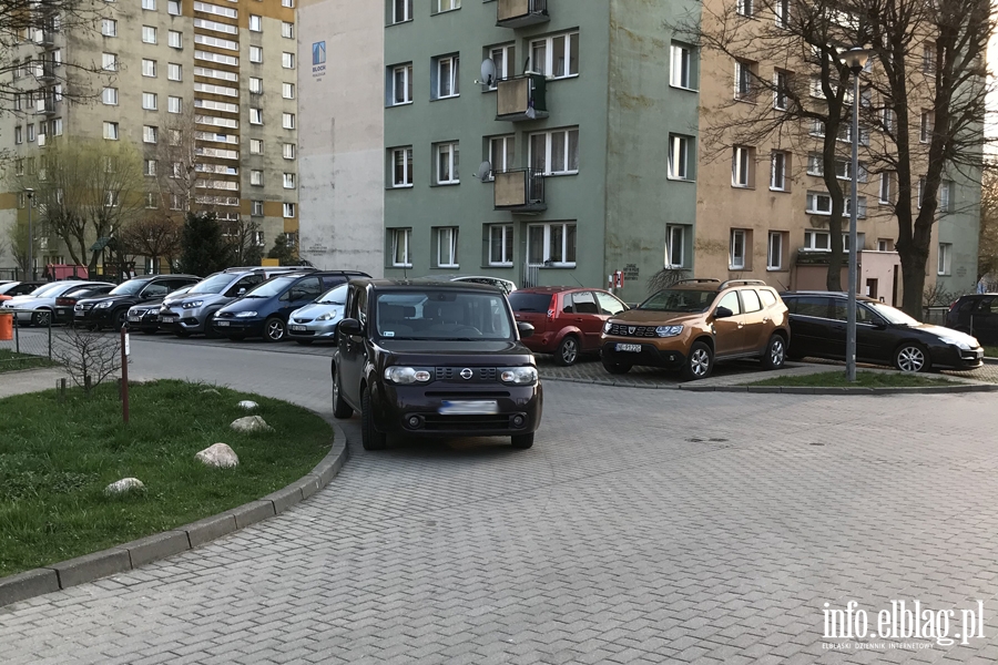 Mistrzowie parkowania w Elblgu (cz 86), fot. 4