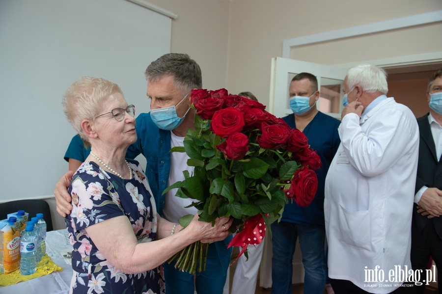 "Kierowaam si sercem". Dr Ewa Miosz przesza na emerytur po 50 latach pracy w szpitalu, fot. 42