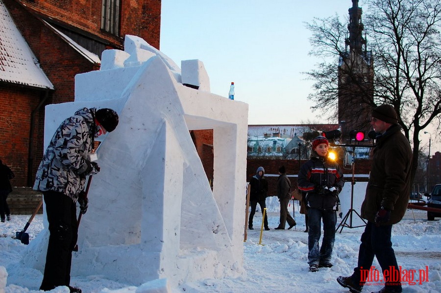 Pierwszy dzie VI Festiwalu Rzeby w niegu - Terytorium Bieli, fot. 15