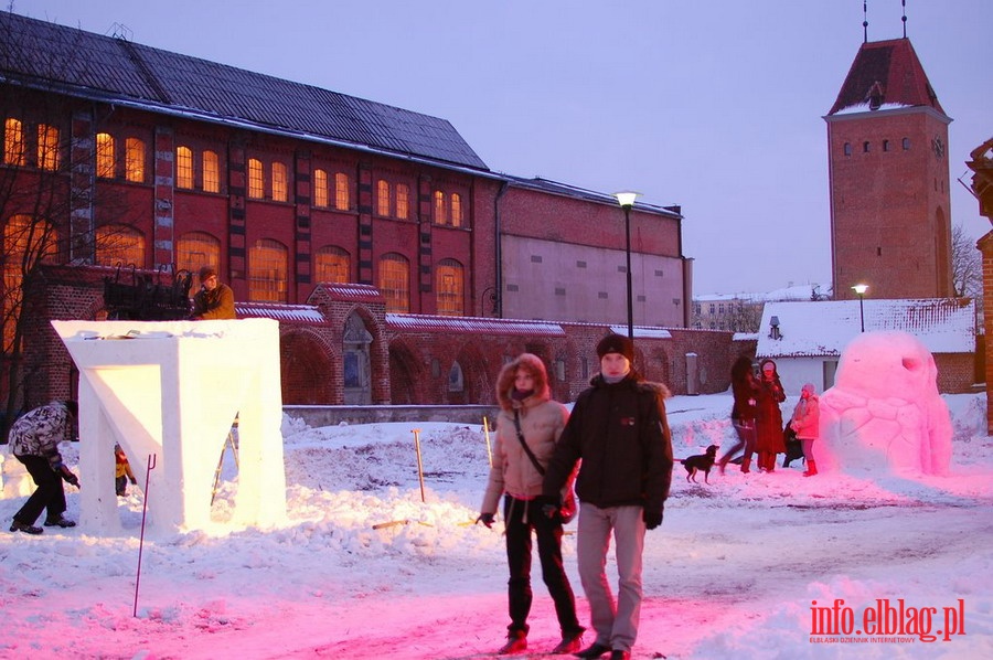 Pierwszy dzie VI Festiwalu Rzeby w niegu - Terytorium Bieli, fot. 29