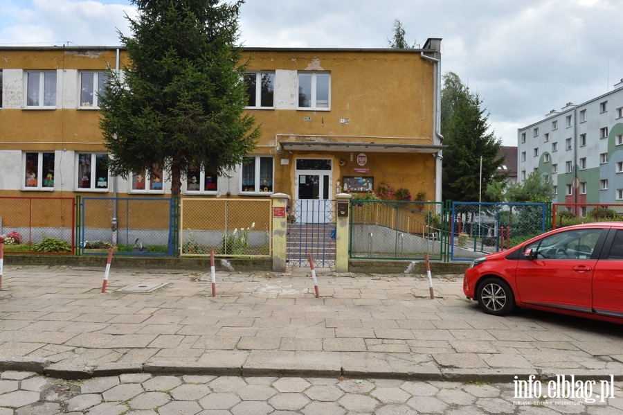 Problem z parkowaniem przy ul. Zajchowskiego, Nowowiejskiej i Starowiejskiej (szkoa, obek, przedszkole), fot. 5