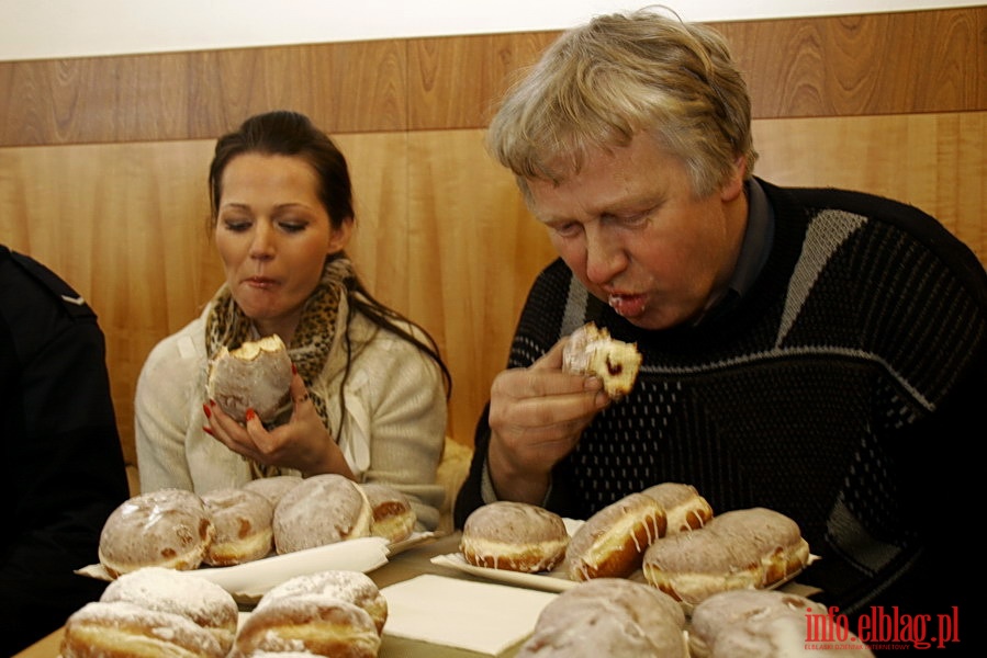 Konkurs jedzenia pczkw na czas w Cukierni - Piekarni Raszczyk, fot. 5