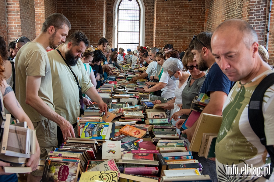 Drugie ycie ksiek. Za nami kiermasz w Bibliotece Elblskiej, fot. 35