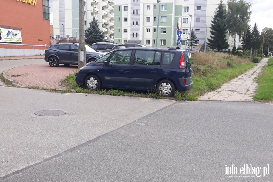 Mistrzowie parkowania w Elblgu (cz 188), fot. 9