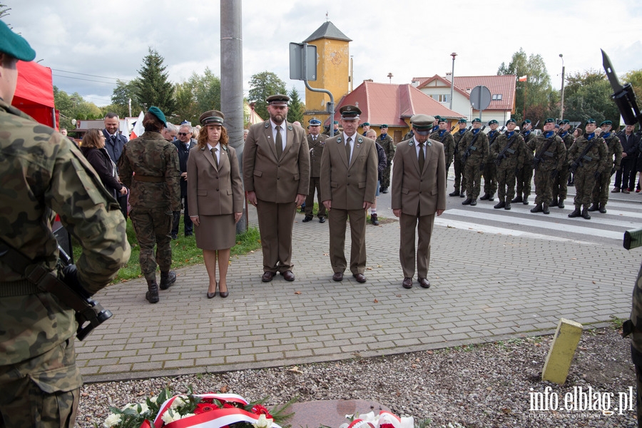 Pogrodzie, cze: Odsonicie kamienia pamitkowego i tablic, fot. 13