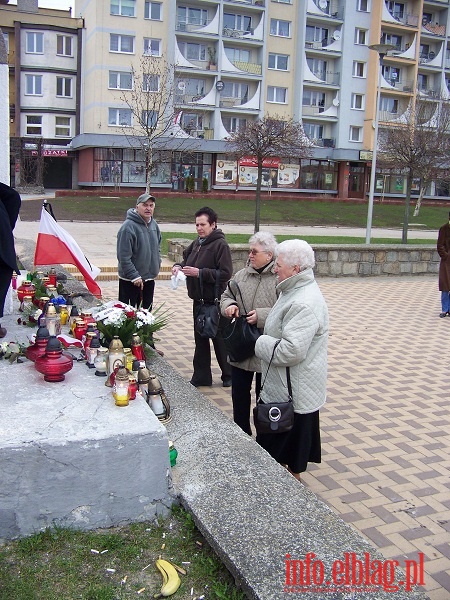  Elblanie zoyli hod ofiarom tragedii pod Smoleskiem, fot. 14