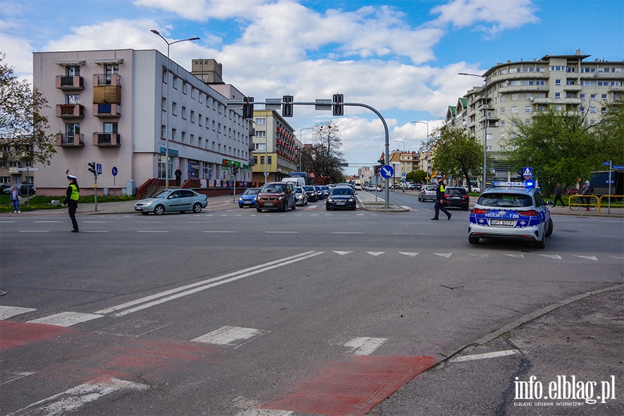 Kolizja trzech aut. Grunwaldzka zakorkowana, fot. 20