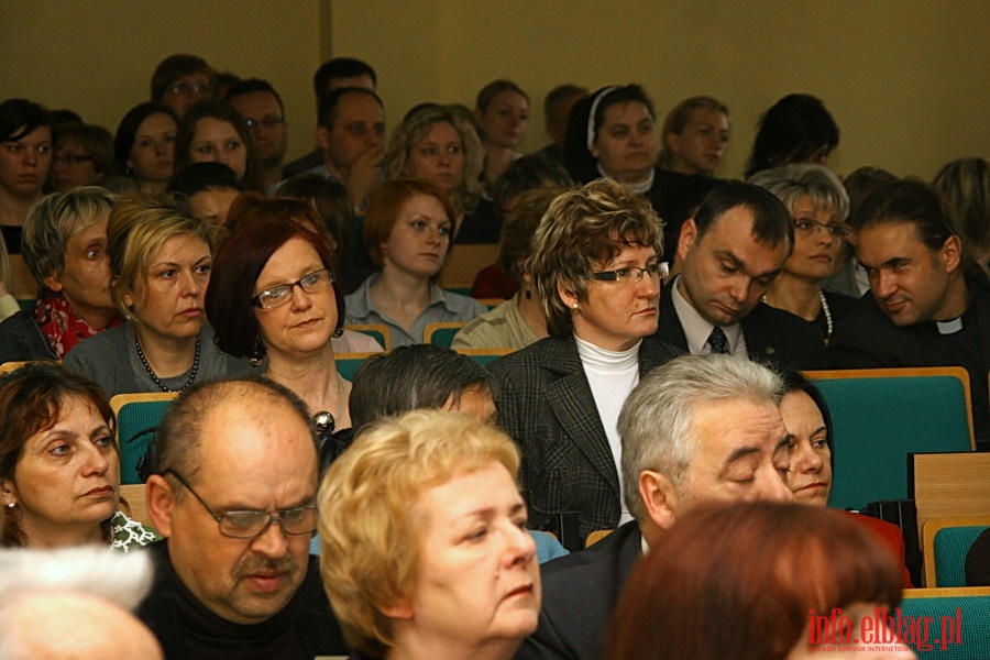 IV Oglnopolska Konferencja w EUH-E pn. Czowiek u progu trzeciego tysiclecia zagroenia i wyzwania, fot. 5