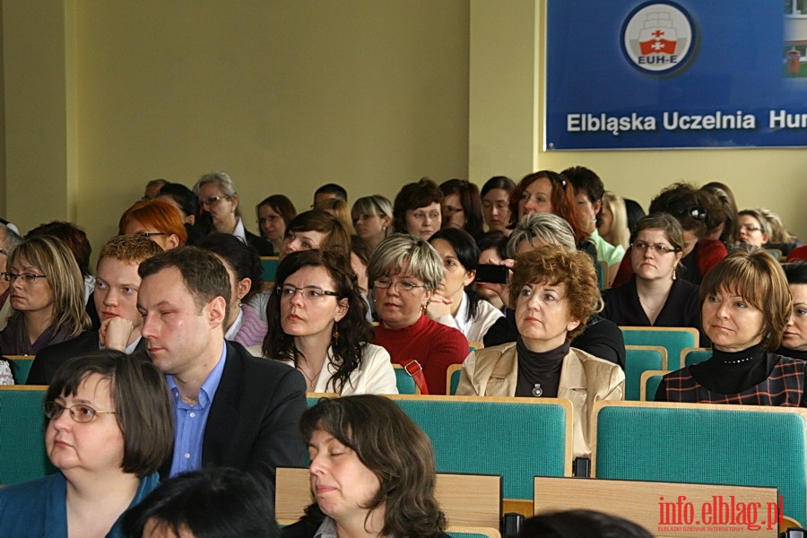 IV Oglnopolska Konferencja w EUH-E pn. Czowiek u progu trzeciego tysiclecia zagroenia i wyzwania, fot. 13