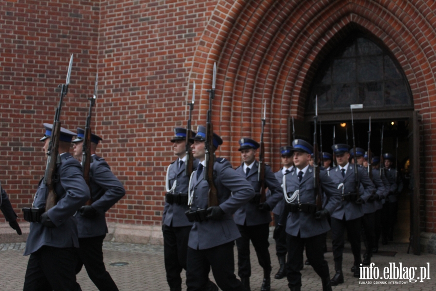 Wyrniono 88 funkcjonariuszy i pracownikw KMP w Elblgu, fot. 19