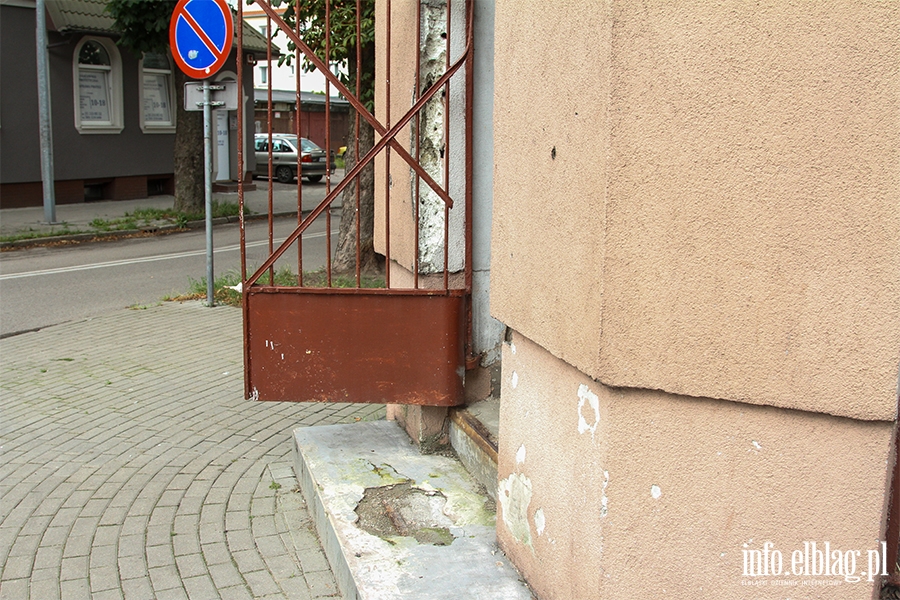 Zaniedbane ulice Elblga: Bema i Mickiewicza, fot. 29