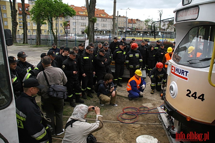 wiczenia poarnicze w zajezdni Tramwajw Elblskich, fot. 38