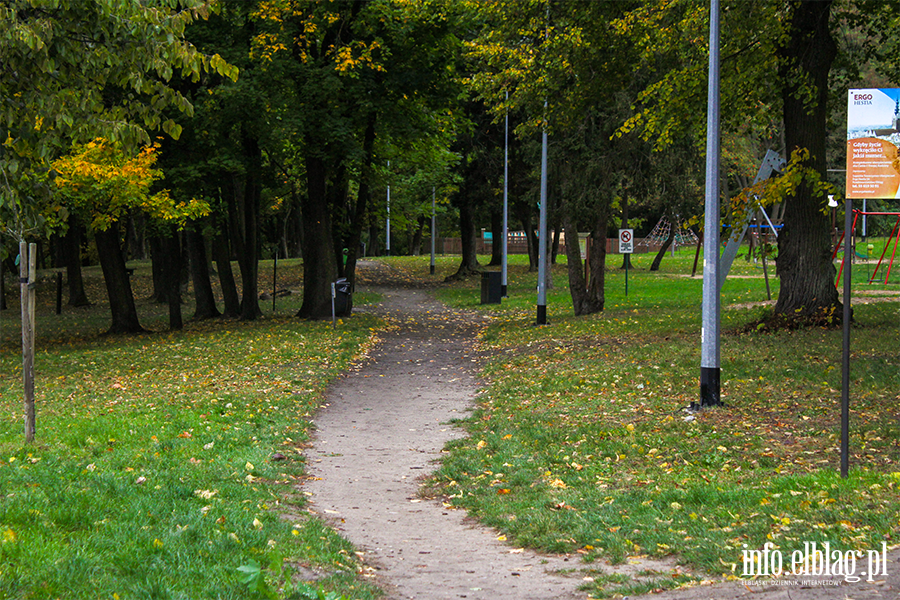 Okrg1. Park Modrzewia, fot. 6