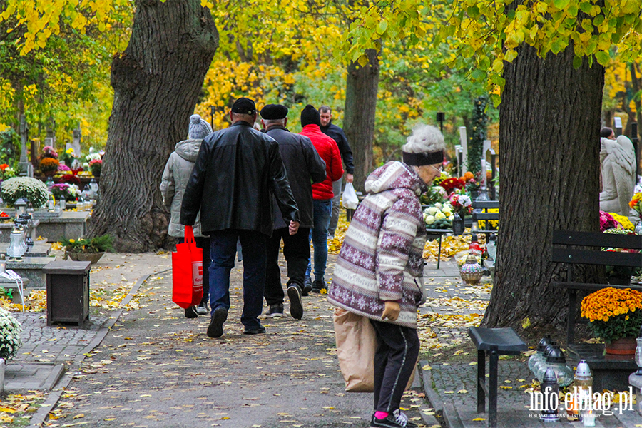 Wszystkich witych okazj do odwiedzenia bliskich na cmentarzach, fot. 11